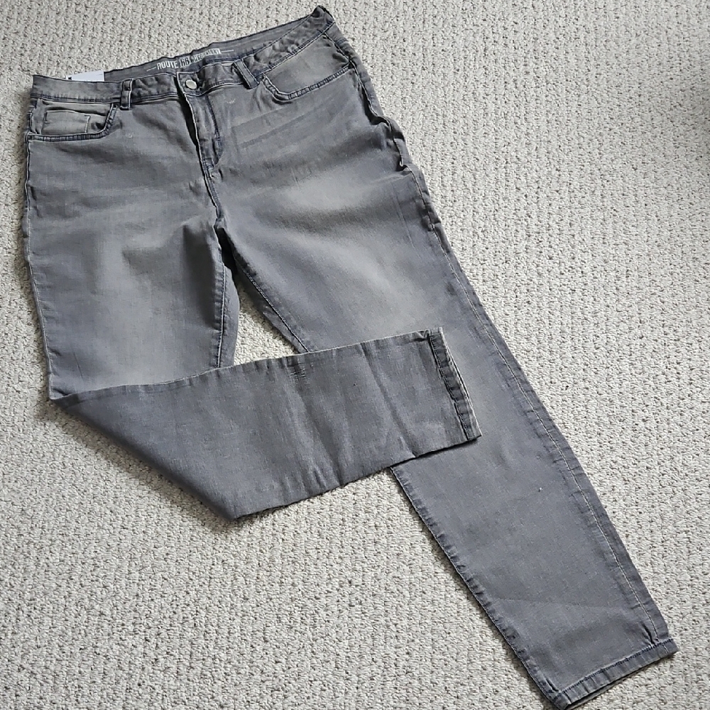 Route 66 Women's Charcoal Skinny Jeans